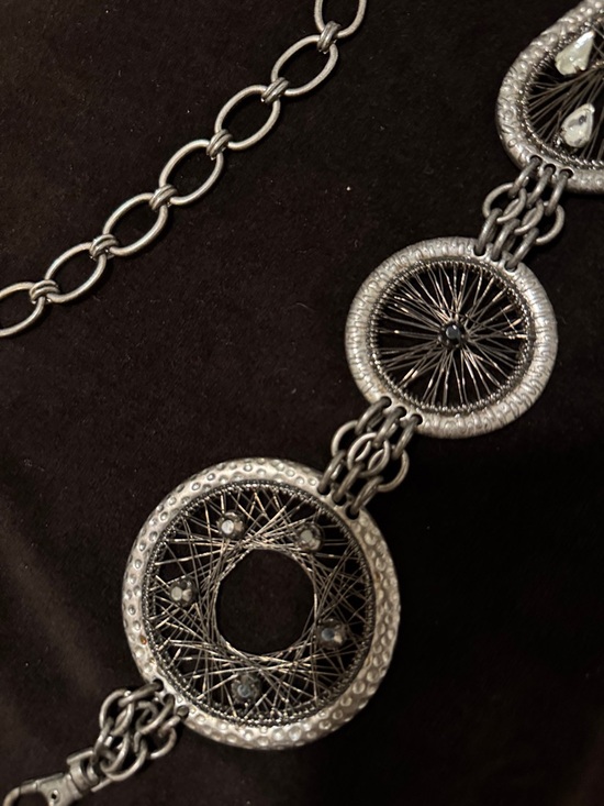 Chico’s Silver-Tone Filigree Link Waist Chain Belt. NWOT. Size S-M - Picture 6 of 9